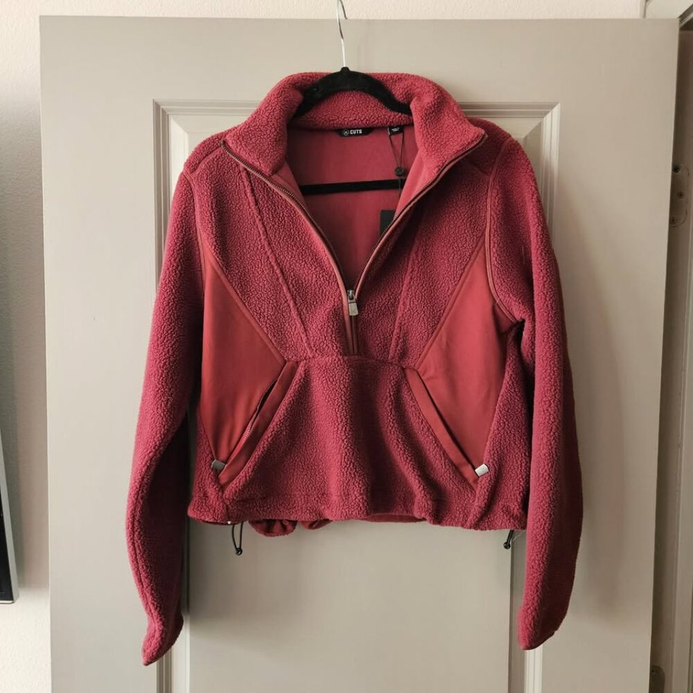 Polartec Sherpa 1​/​2 Zip | Cabernet Classic-Fit Womens CUTS Clothing